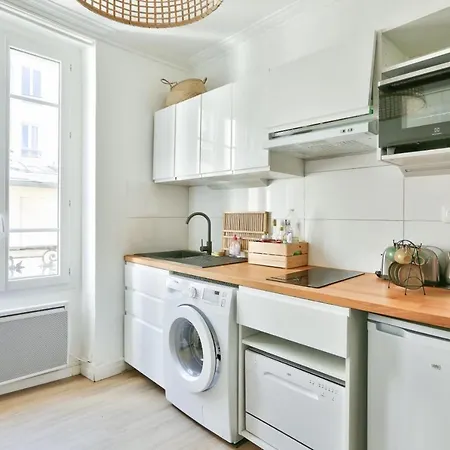 Appartement Pretty 24 M Near Batignolles Paris