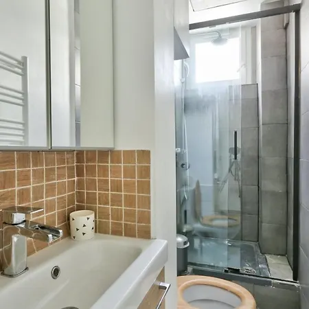 Pretty 24 M Near Batignolles Appartement *